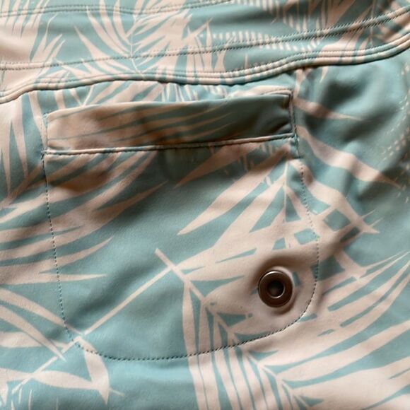 Athleta shorts  - Picture 7 of 8